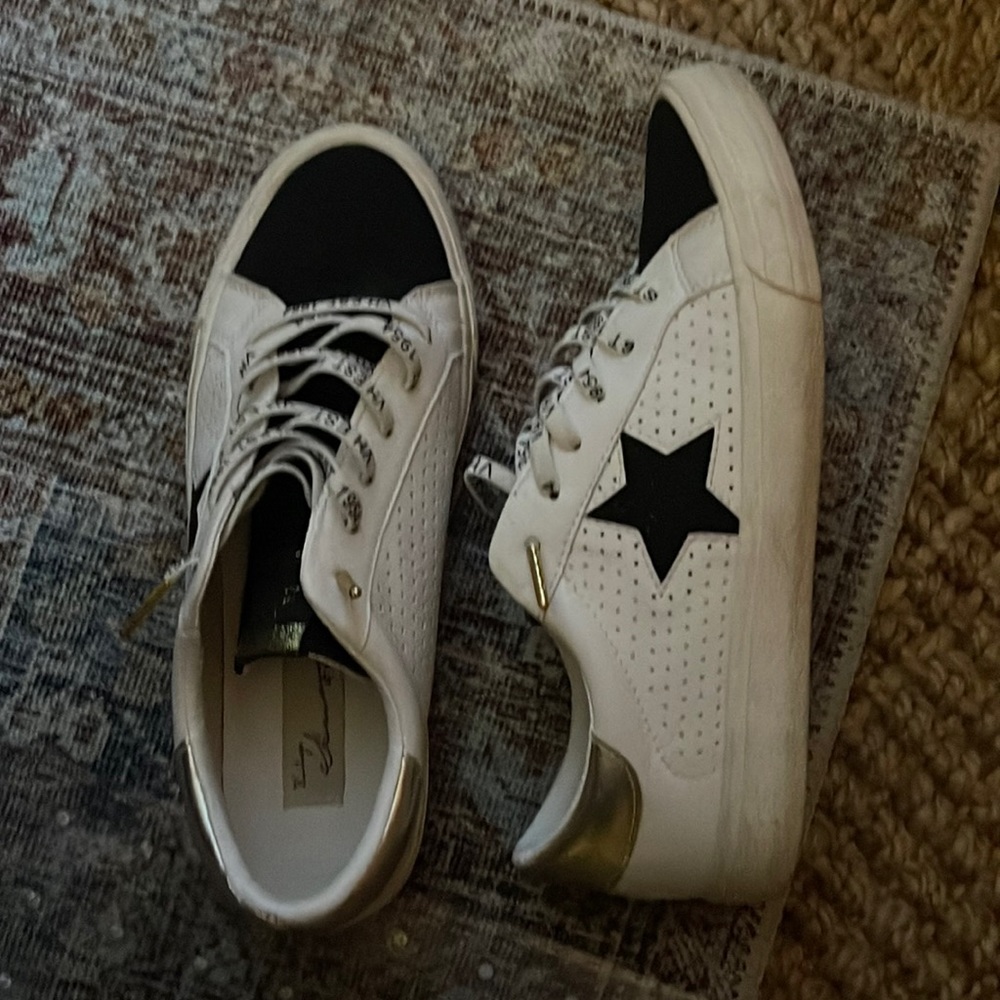 Vintage Havana Sneakers